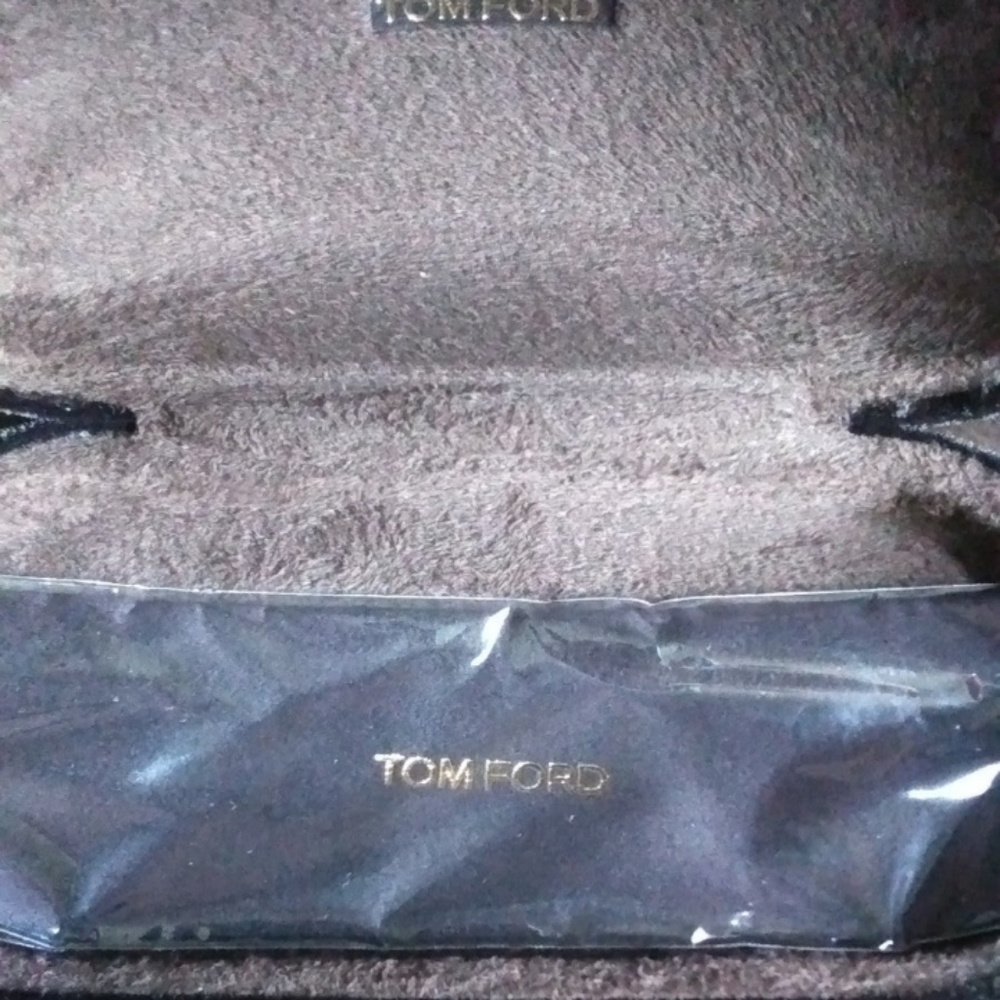 Tom Ford Brand New Gorgeous Sunglasses - Picture 10 of 11